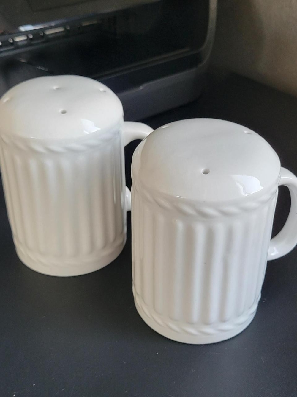 Classic White Ceramic Salt and Pepper Shaker Set - Ribbed Design